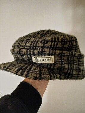 Rare Vintage Y2K Grenade 100% Radical Dude Cap.